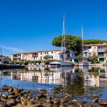 Balade Bateau Sur Les Flots De Port Grimaud Grimaud Tourisme Le