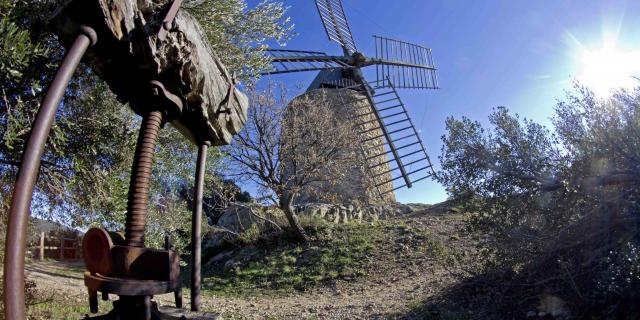 Moulin Saint Roch Grimaud Var (5)