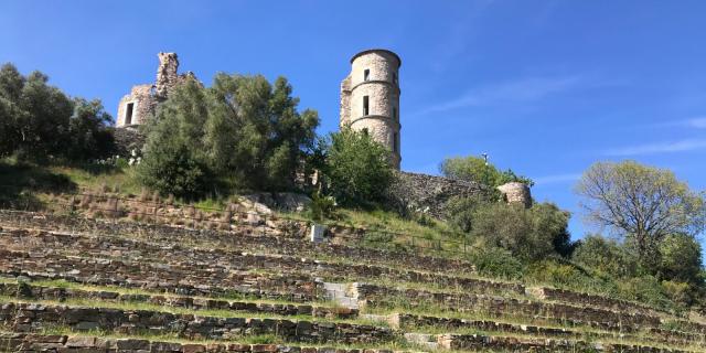 Les Exploratrices Golfe De Saint Tropez Grimaud Chateau