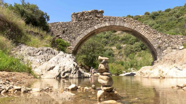 Pont Des Fees Grimaud Var (5)