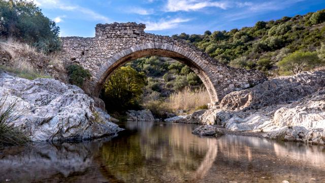 pont-des-fees-grimaud-var-27.jpg