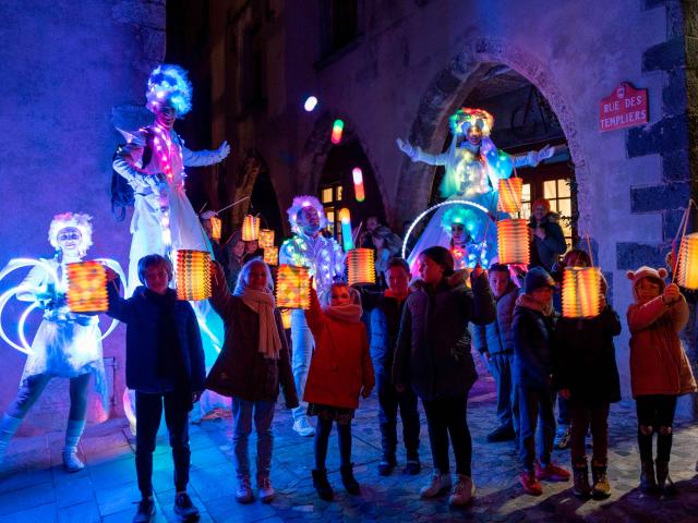 fete-de-la-lumiere-grimaud-provence-18.jpg