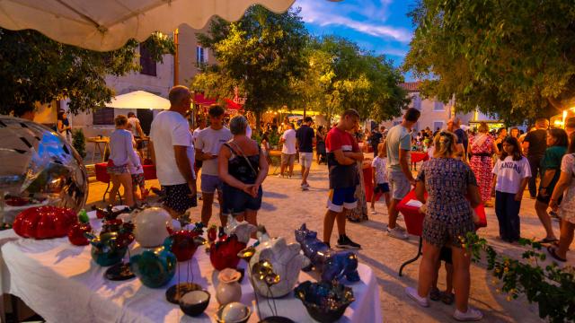 Fete Village Grimaud Var 34