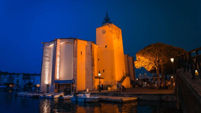 Marche Nocturne Port Grimaud Cote D Azur 20