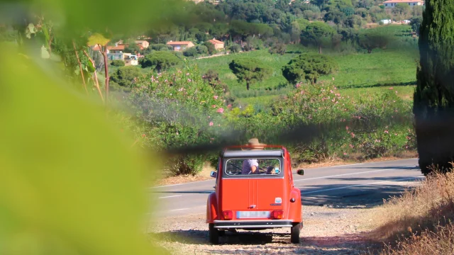 Balade 2cv Grimaud 1